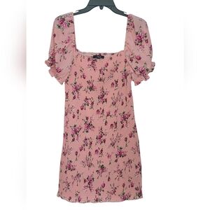 Trixxi Crinkle Puffer Sleeves Dress Pink Flowers Size XL